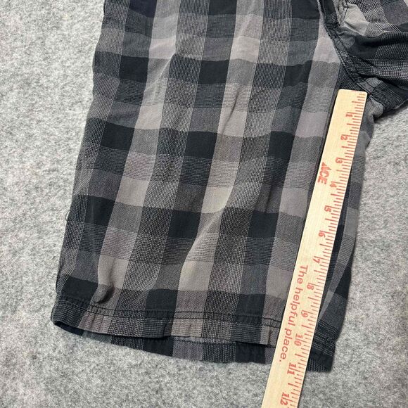 Op Ocean Pacific Men's Button Zip Closure Plaid Shorts Size 32 Black Gray Dark - Picture 4 of 7